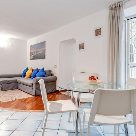 Guesthost - Casa Querida Central & Elegant Flat Napels Buitenkant foto