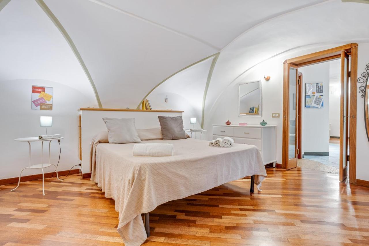 Guesthost - Casa Querida Central & Elegant Flat Napels Buitenkant foto