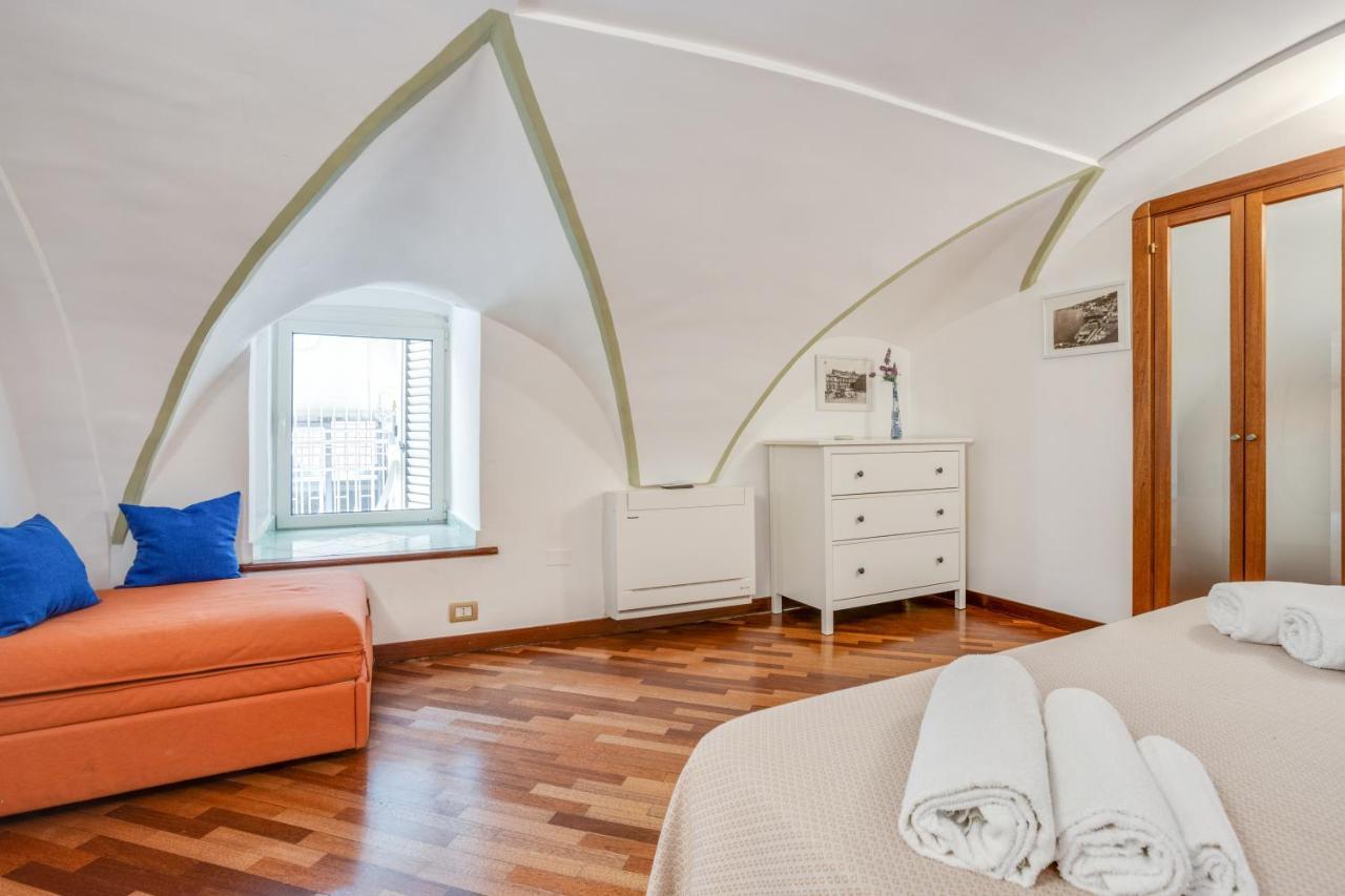 Guesthost - Casa Querida Central & Elegant Flat Napels Buitenkant foto