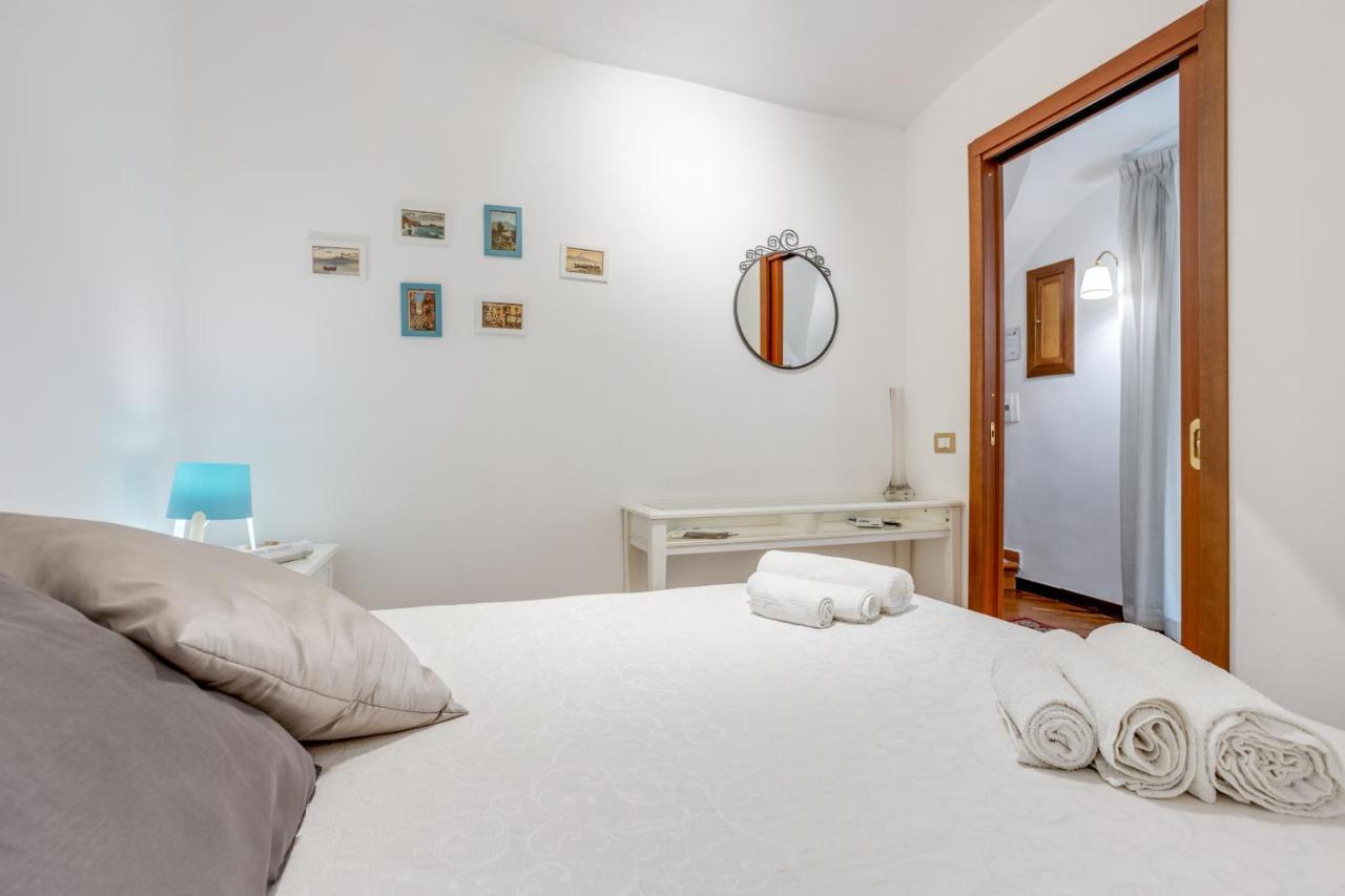 Guesthost - Casa Querida Central & Elegant Flat Napels Buitenkant foto